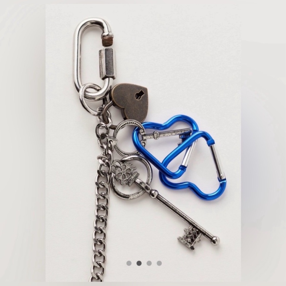 NWOT Free People Bag Swag Bag Charm - Picture 2 of 7